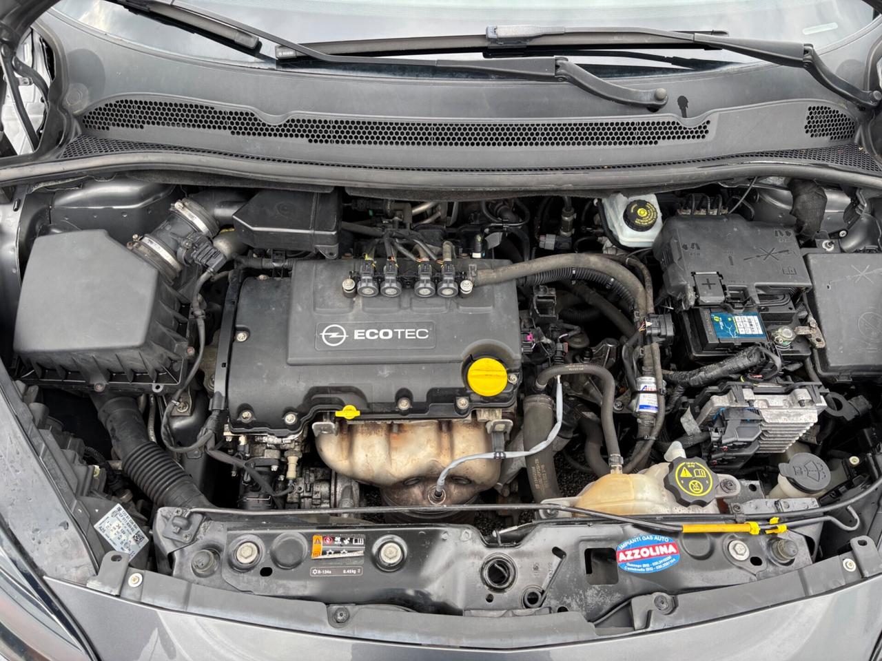 Opel Corsa 1.2 70CV 5 porte GPL-TECH Edition