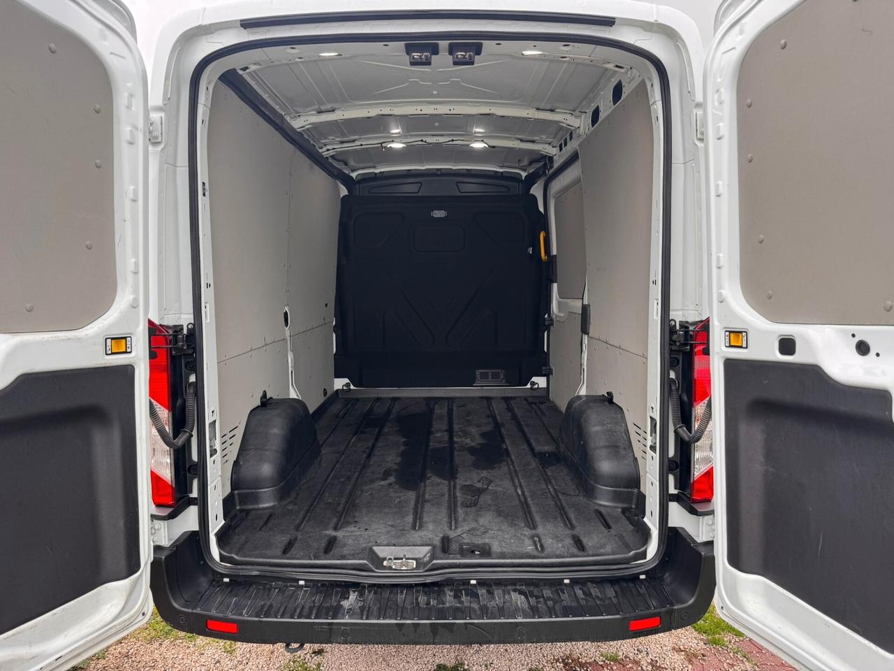 FORD TRANSIT LH2 2.0TDCI 130CV E6D-T 2022