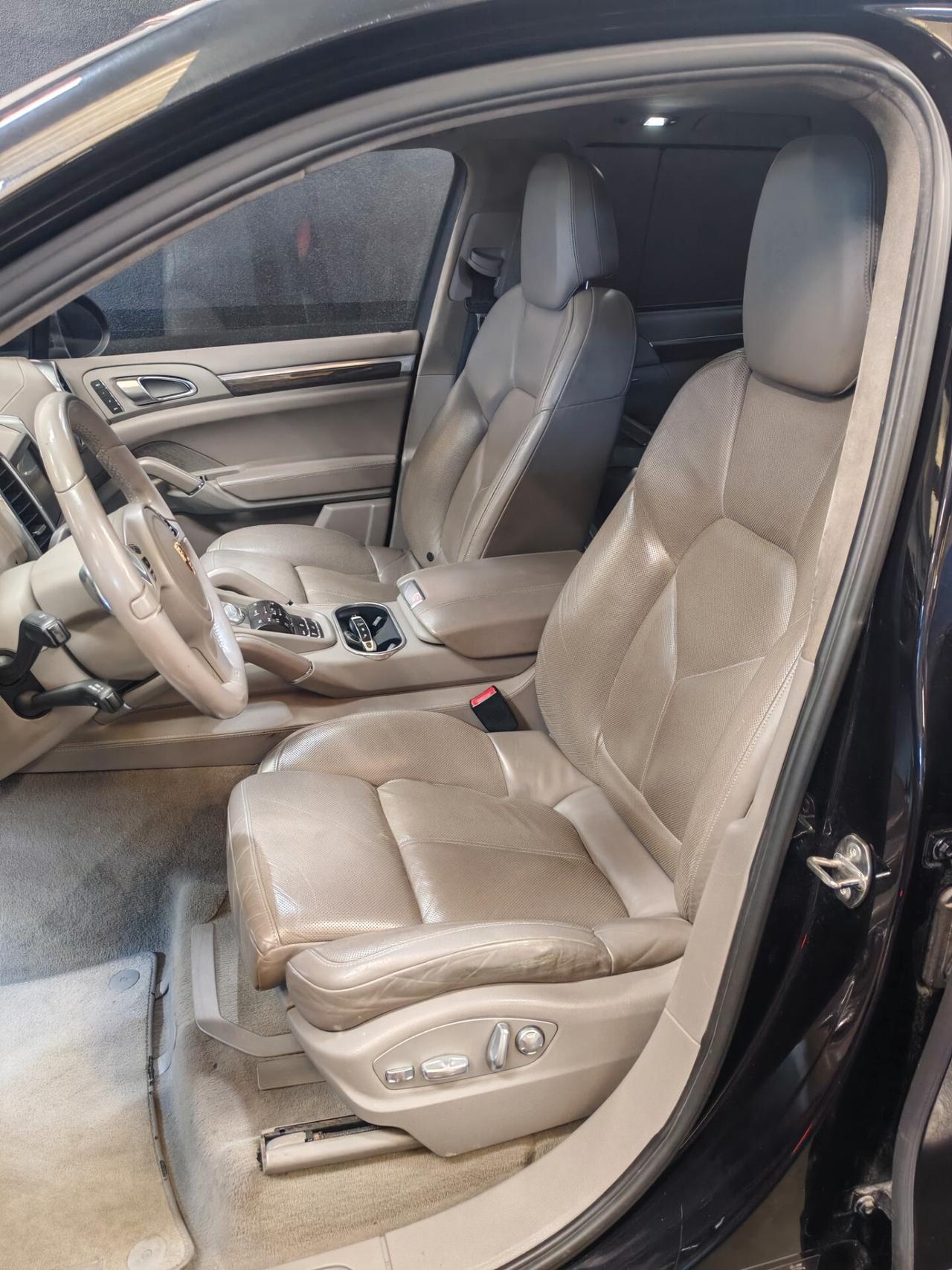 Porsche Cayenne 4.8 Turbo