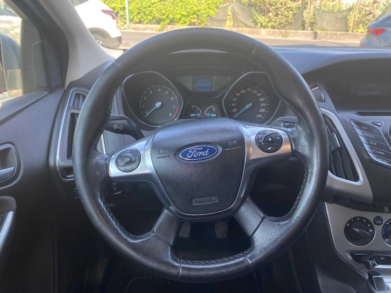 FORD Focus 1.6 Titanium 125cv