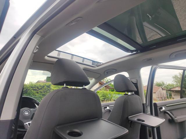 VOLKSWAGEN Touran 1.4 Highline EcoFuel ( NAVI - TETTO )