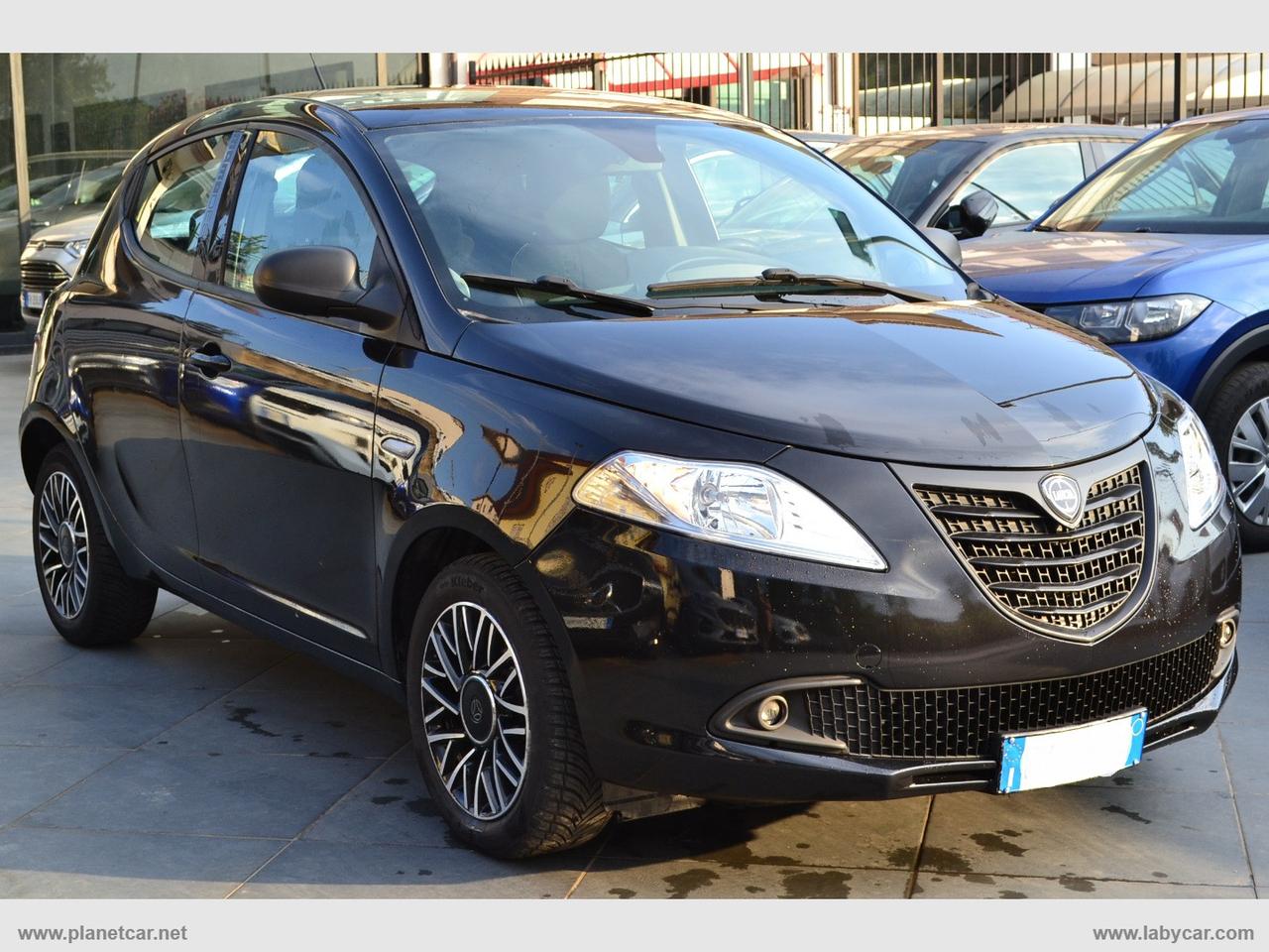 LANCIA Ypsilon 1.2 69 CV 5p. GPL Ecochic S MOMODESIGN