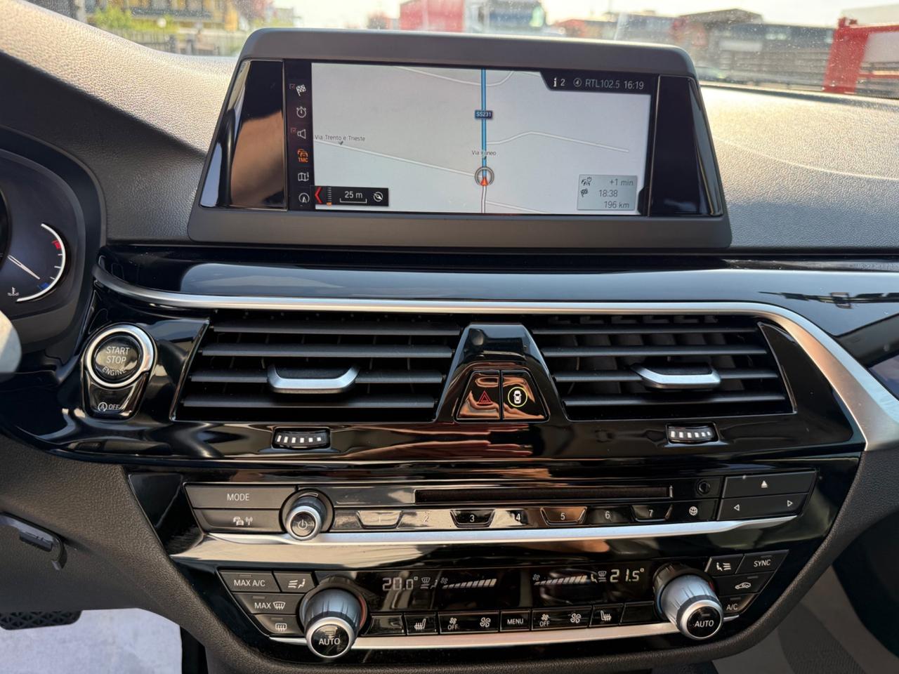 Bmw 520d Sport BERLINA .BIANCO PERLA