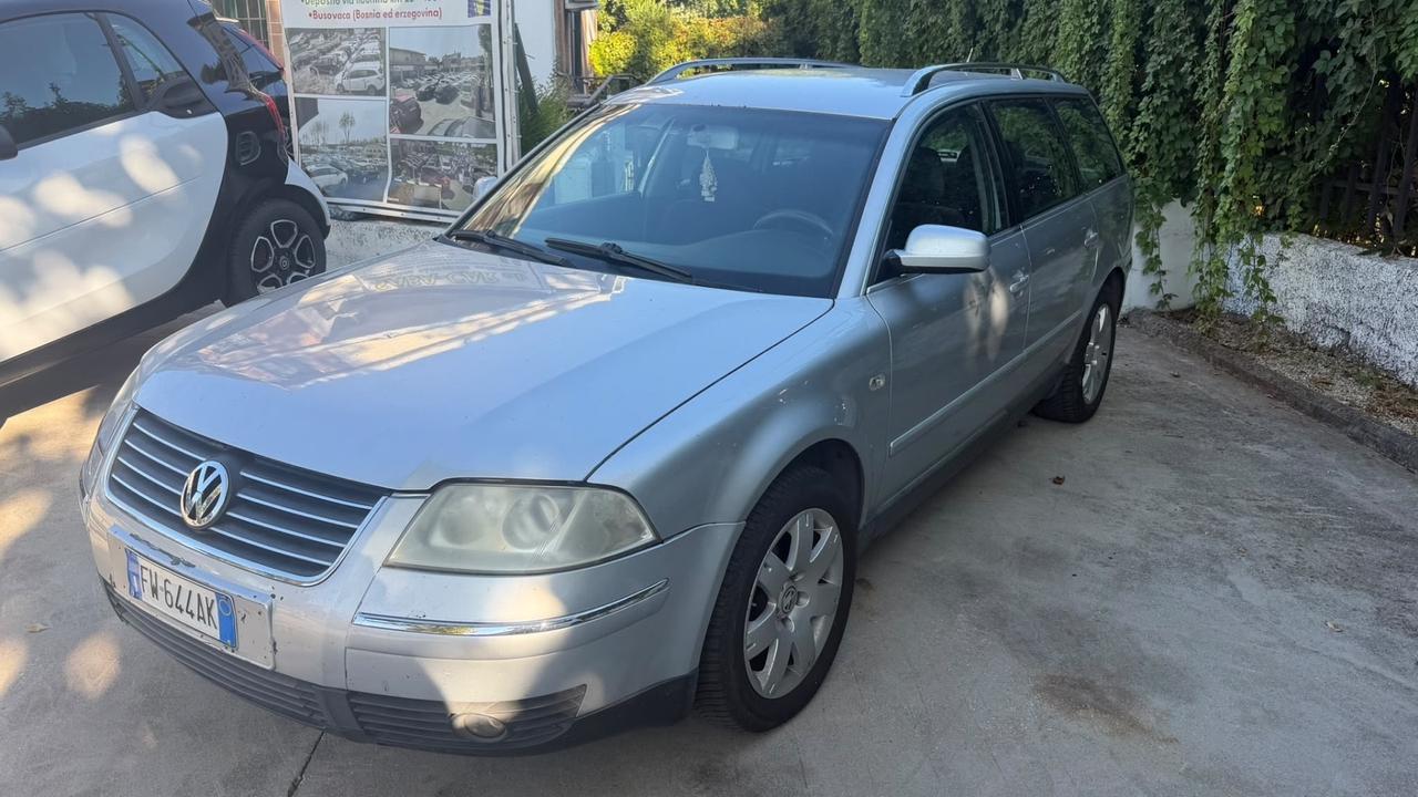 Volkswagen Passat 1.9 TDI/130 CV cat Var. H.line