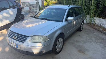 Volkswagen Passat 1.9 TDI/130 CV cat Var. H.line