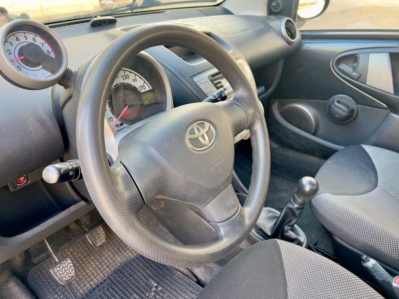 Toyota Aygo 1.0 12V VVT-i 5 porte Lounge