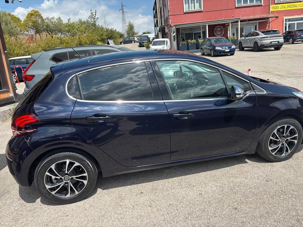 Peugeot 208 PureTech Turbo 110 EAT6 S&S 5 porte GT Line