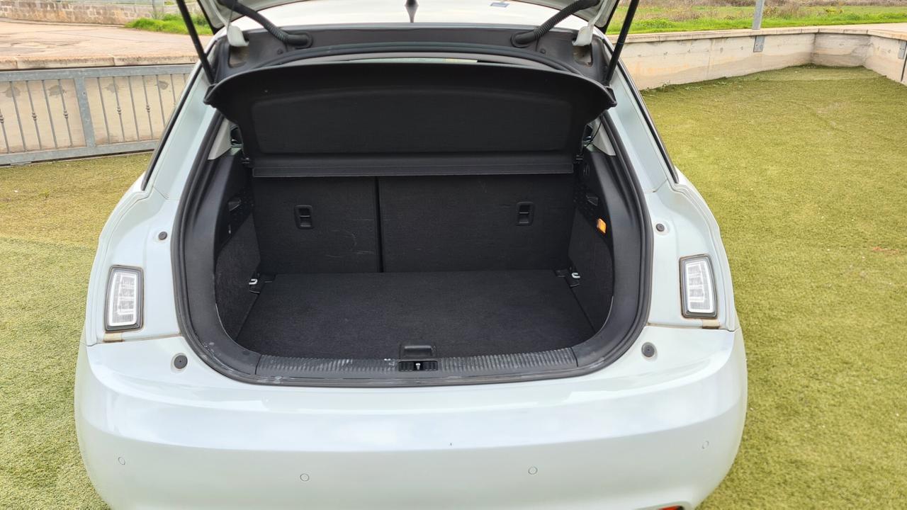 Audi A1 1.6 TDi 90 cv Sportback S-Tronic 2013 NEOPATENTATI