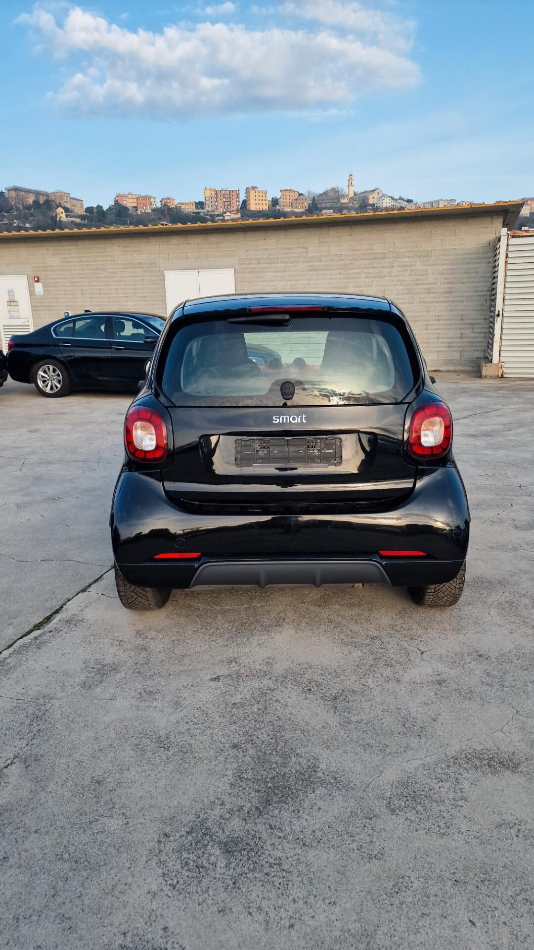 Smart ForTwo 70 1.0 twinamic Passion BRABUS STYLE