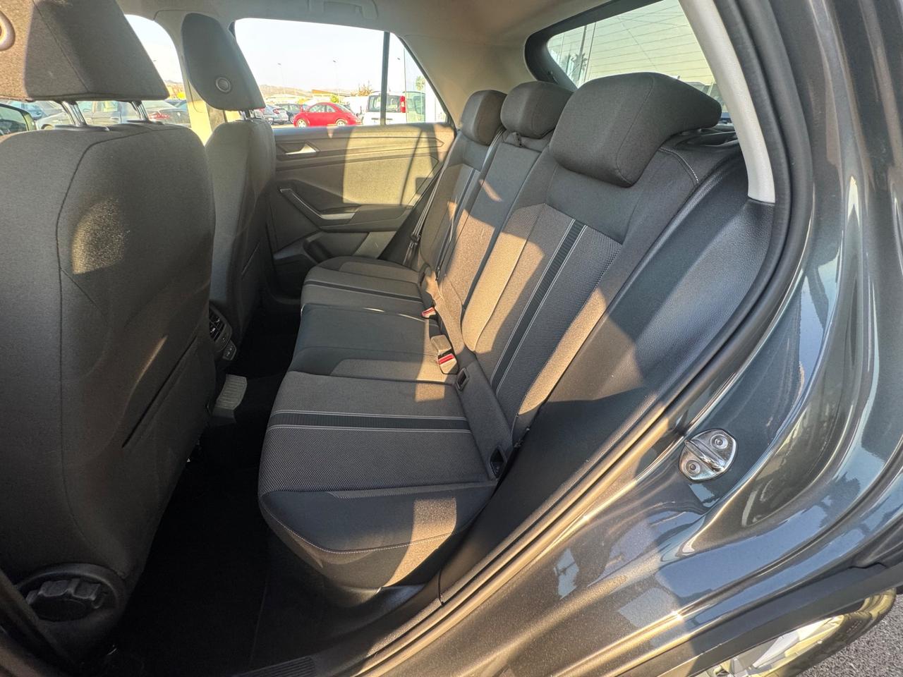 Volkswagen T-Roc 2.0 TDI SCR 150 CV DSG Business BlueMotion Technology
