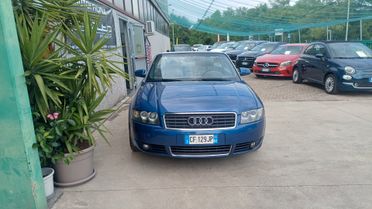 Audi A4 Cabriolet 2.4 V6 30V cat
