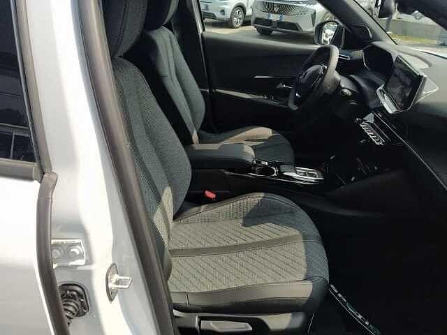 Peugeot 2008 Elettrica 156cv Long Range ALLURE KM ZERO