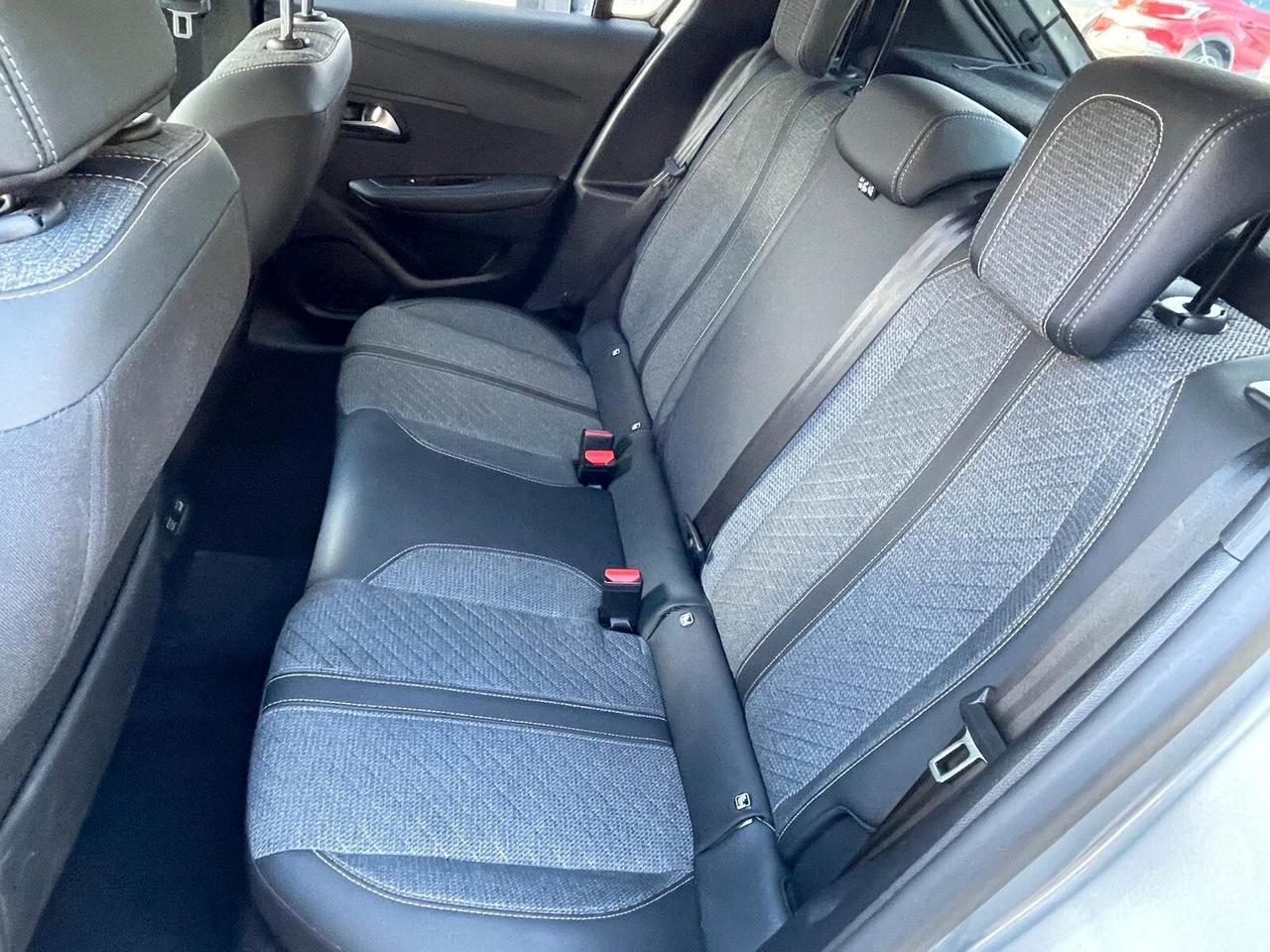 Peugeot 208 PureTech 100 Stop&Start 5 porte Allure 2024