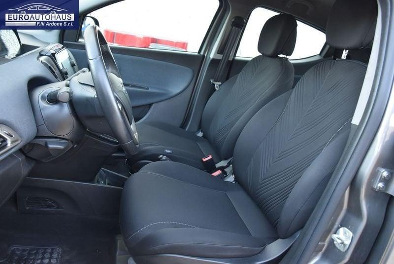 Lancia Ypsilon 1.0 FireFly 70cv S&S Hybrid GOLD