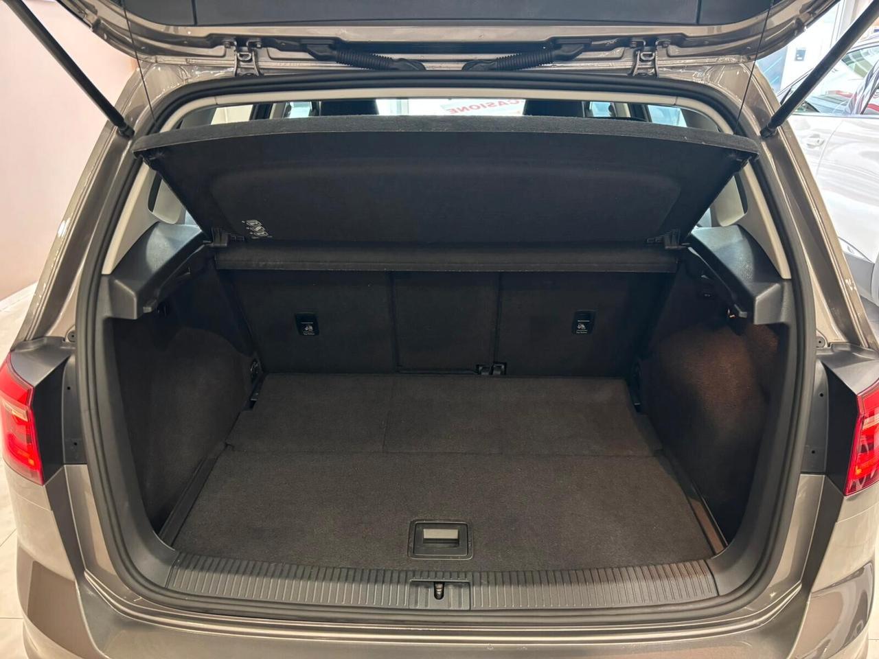 Volkswagen Golf 1.6 TDI 110CV *PARI AL NUOVO*