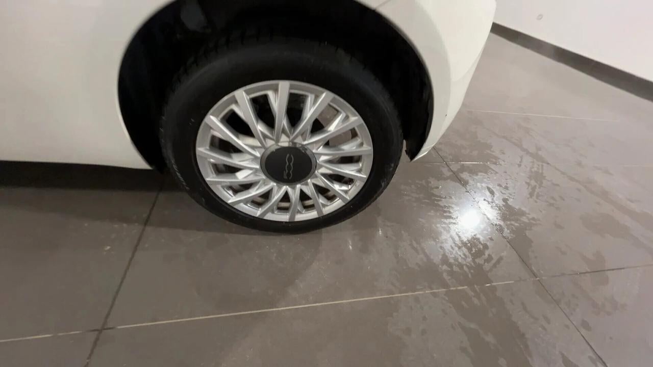 FIAT 500C CABRIO DOLCEVITA MY2021