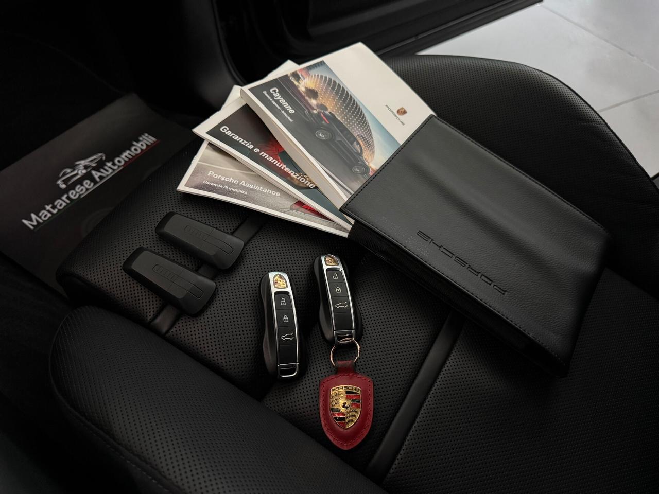 Porsche Cayenne coupè E-Hybrid 3.0cc 340cv Tetto panoramico Iva Esposta