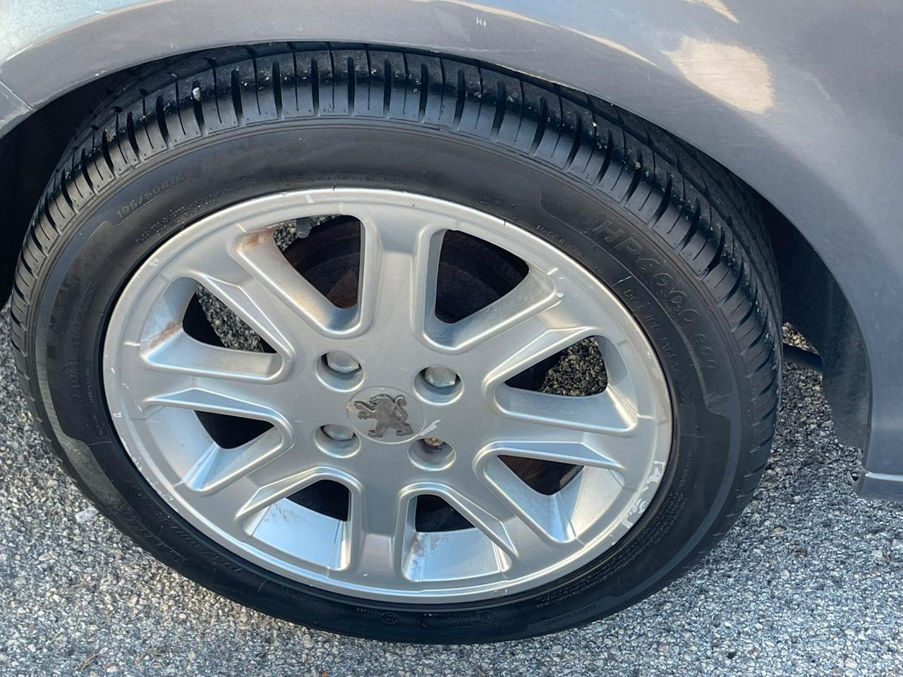 Peugeot 1007 1.4 HDi Happy