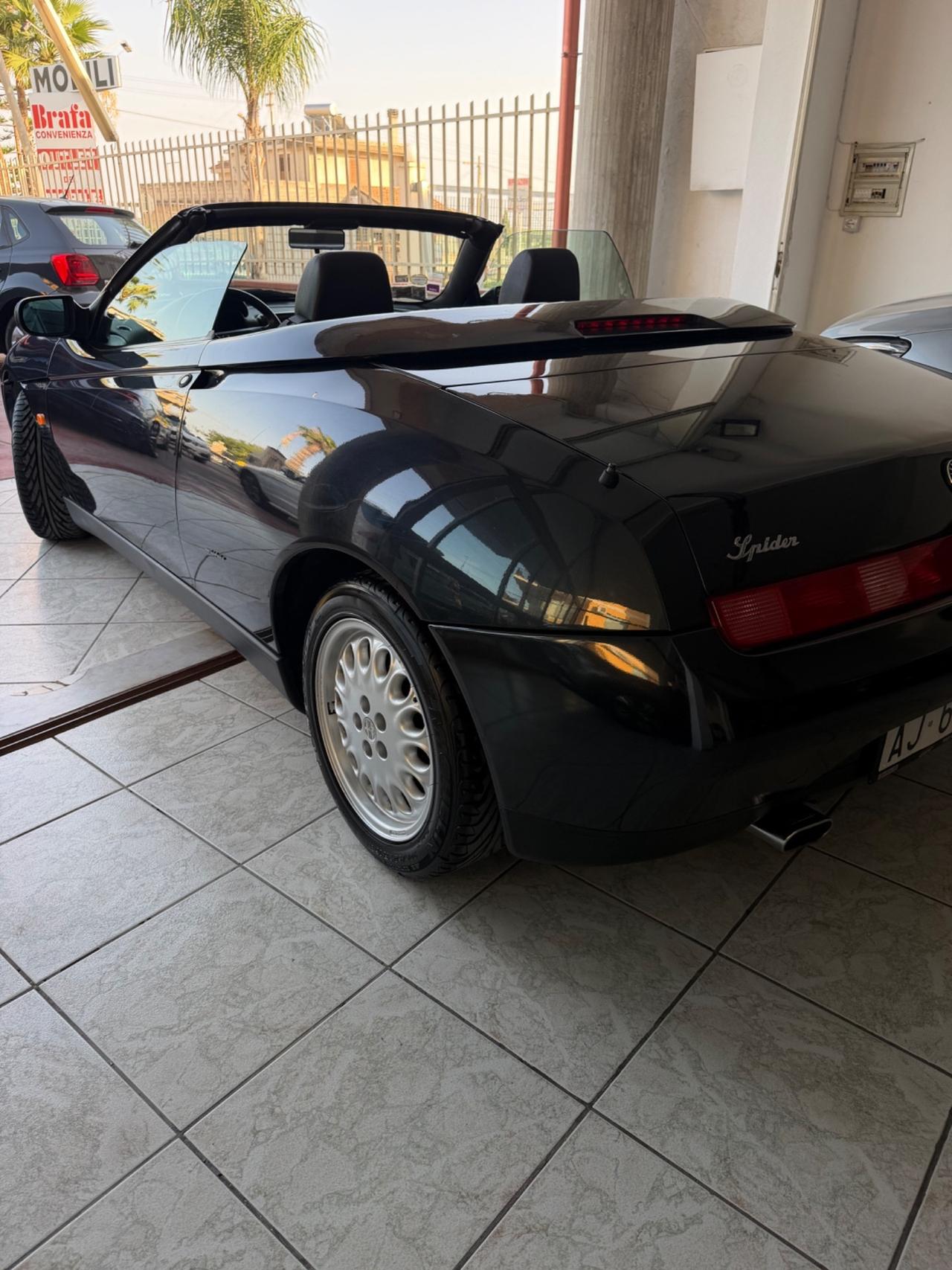 Alfa Romeo GTV Spider 2.0i 16V Twin Spark cat