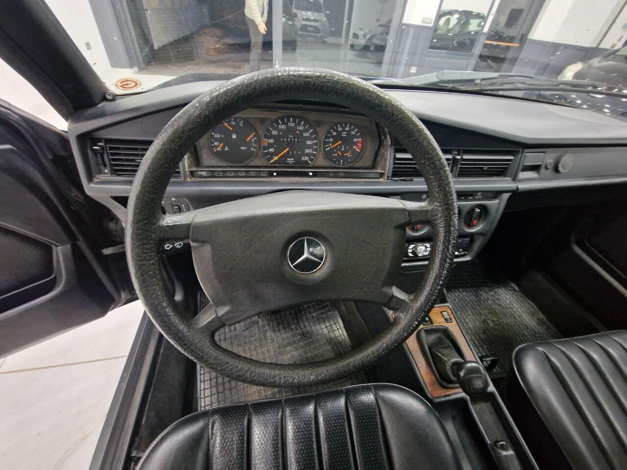 Mercedes-benz 190 1.8 E