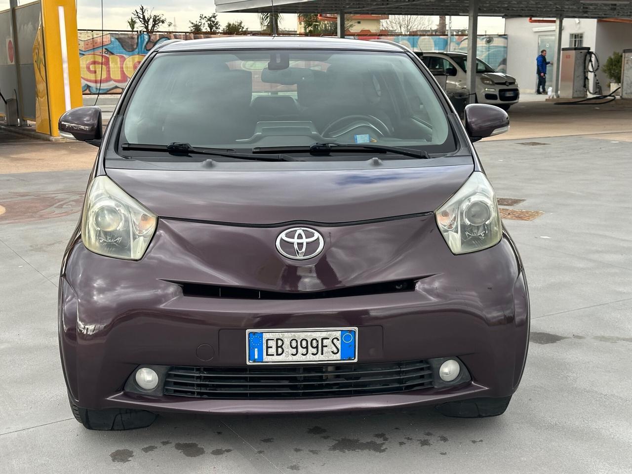 Toyota iQ 1.0