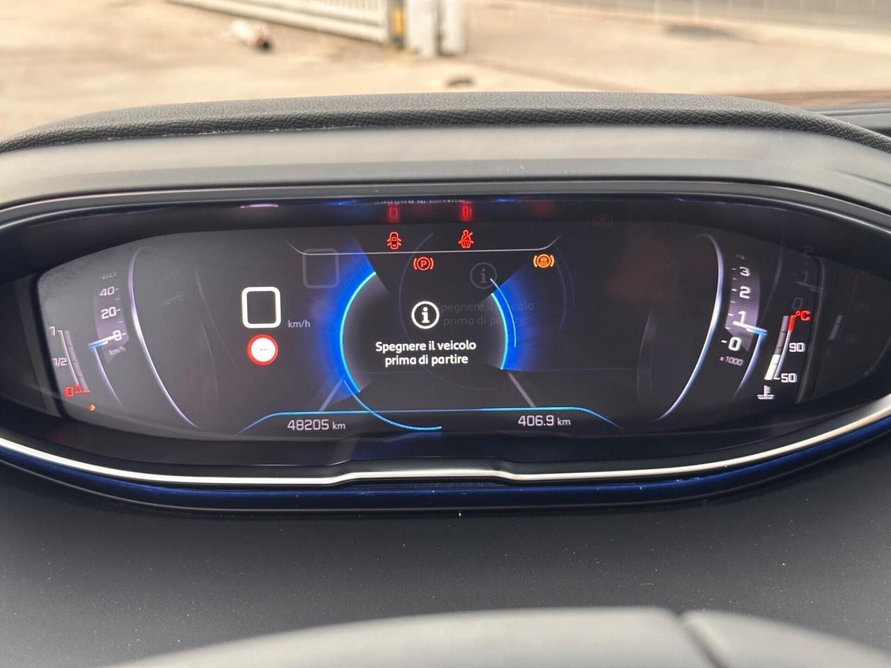 Peugeot 5008 2023 1.5 130 Pack !Soli 48 Mila Km!