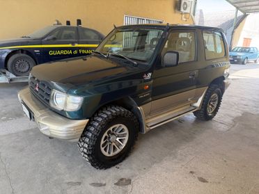 Mitsubishi Pajero 2.5 TDI 3p. GLS Clima - 2001