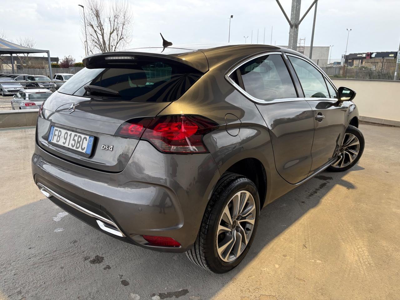 Ds DS4 4 BlueHDi 120 S&S So Chic