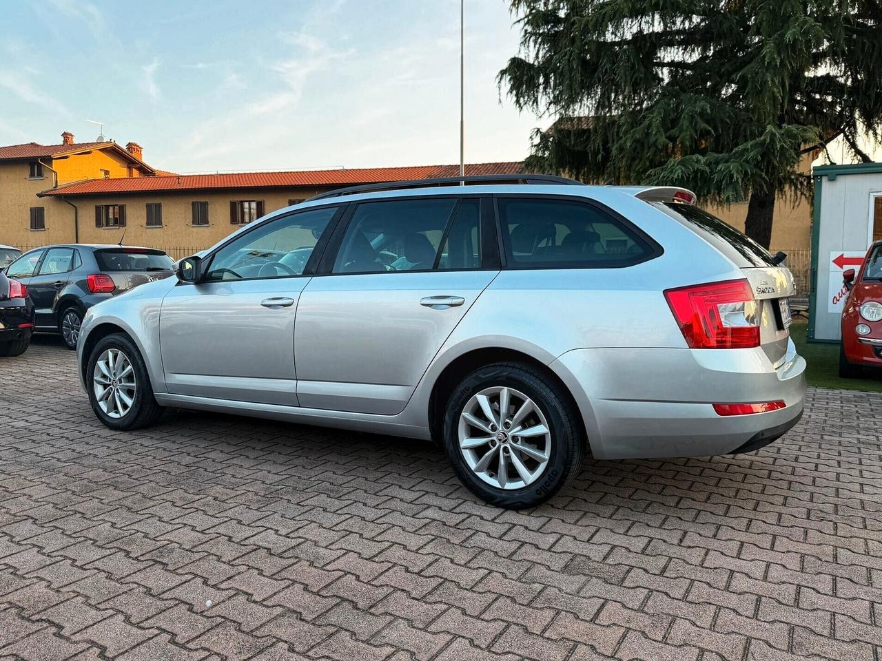 Skoda Octavia 2.0 TDI CR Wagon Executive NAVIGA CRUISE OK NEOPATENTATI