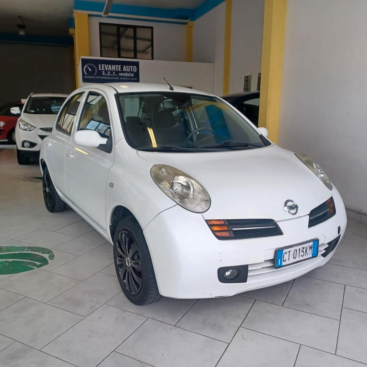 141.708KM MICRA 1.2 BEN CONSERVATA OK NEOPATENTATI