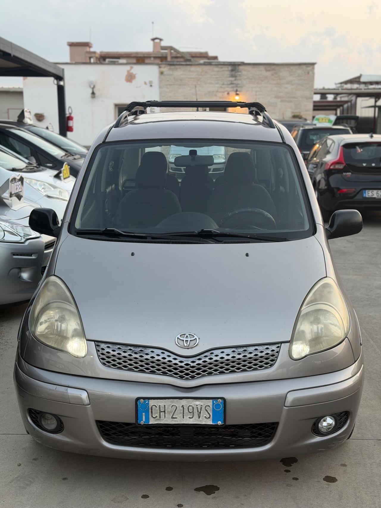 TOYOTA YARIS VERSO 1.4 DIESEL - GANCIO TRAINO OMOLOGATO