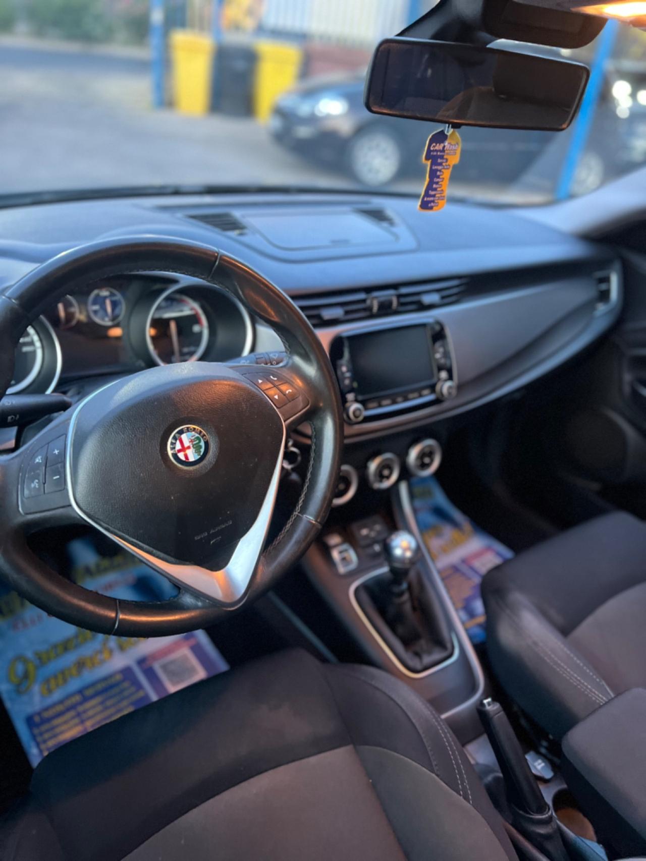 Alfa Romeo Giulietta 1.6 JTDm TCT 120 CV