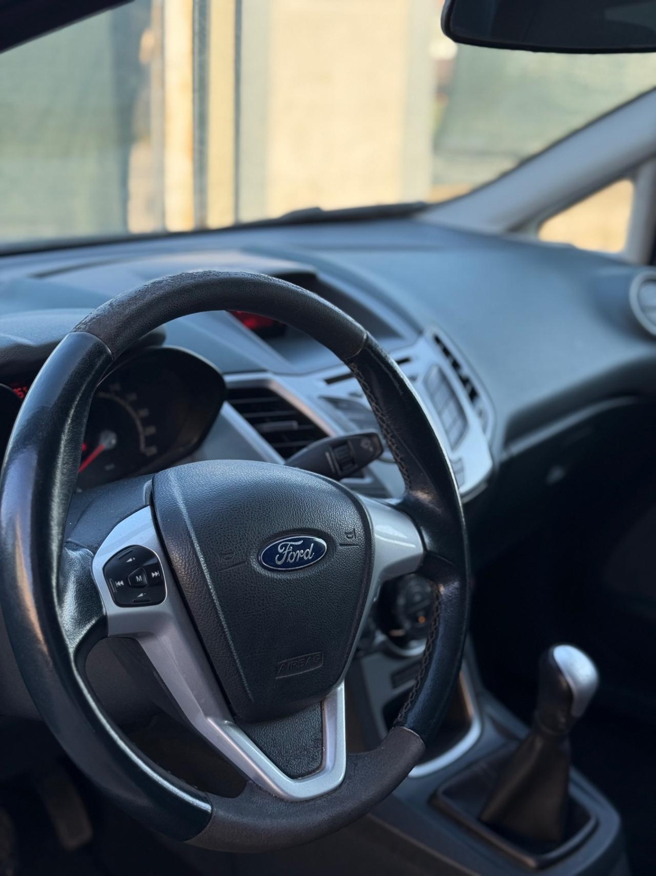 Ford Fiesta 1.2 82 CV 5 porte Titanium