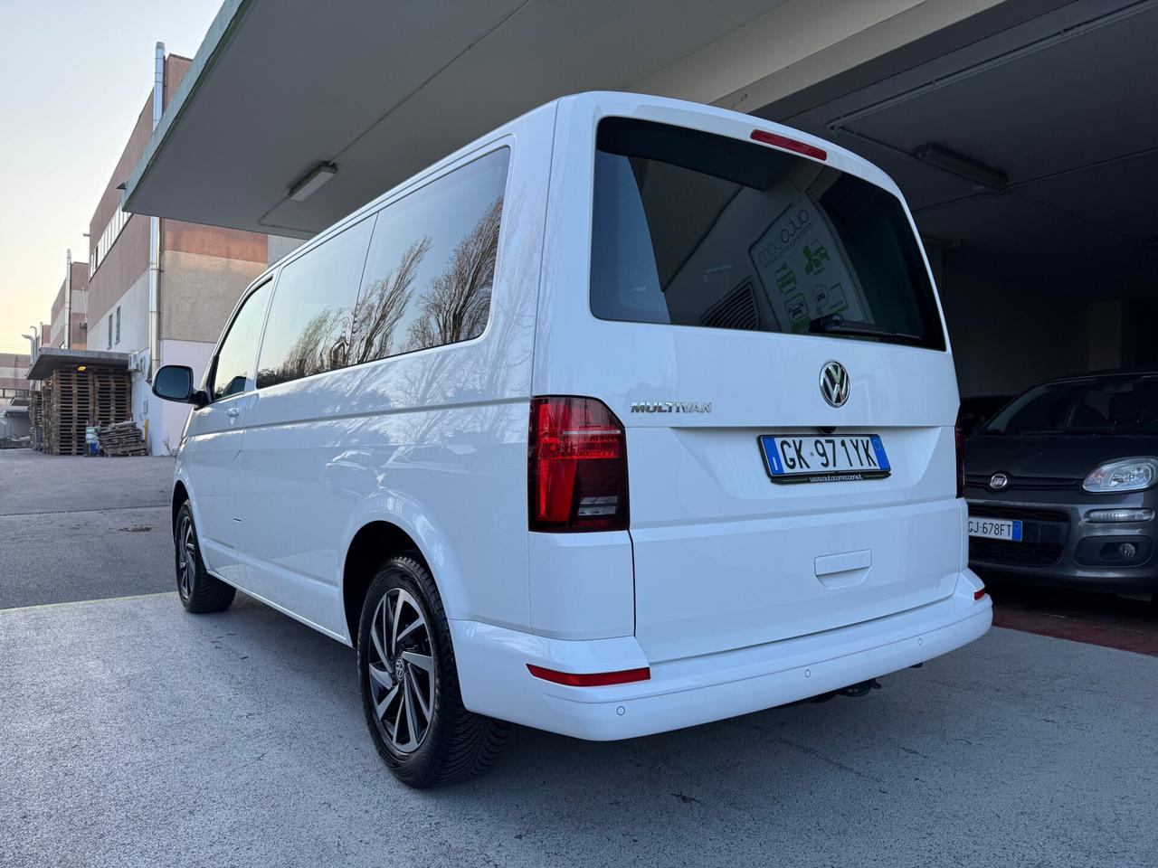 Volkswagen Multivan T6.1 SPACE 7P GARANZIA 24 MESI