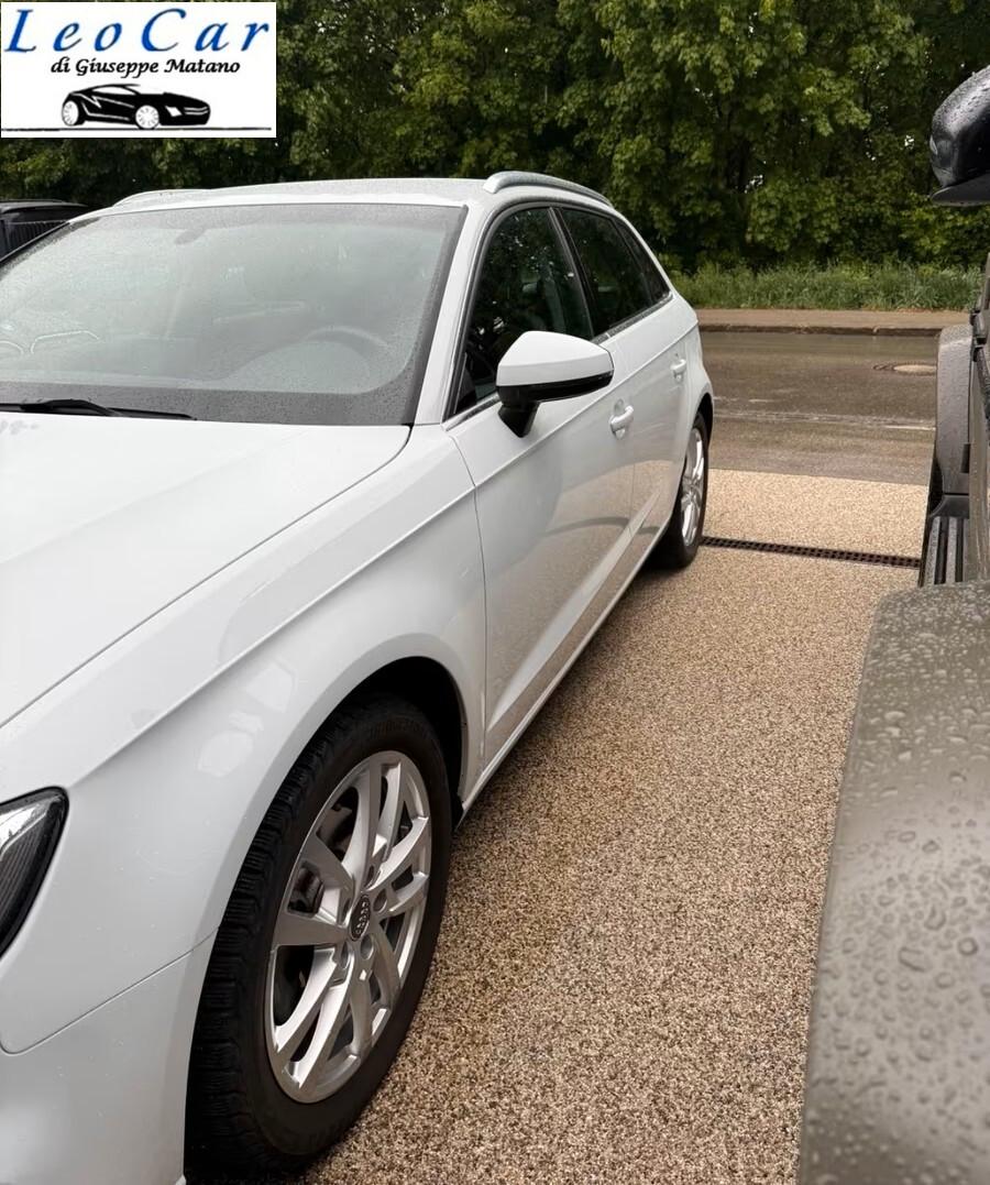 Audi A3 SPB 30 g-tron S tronic DESIGN