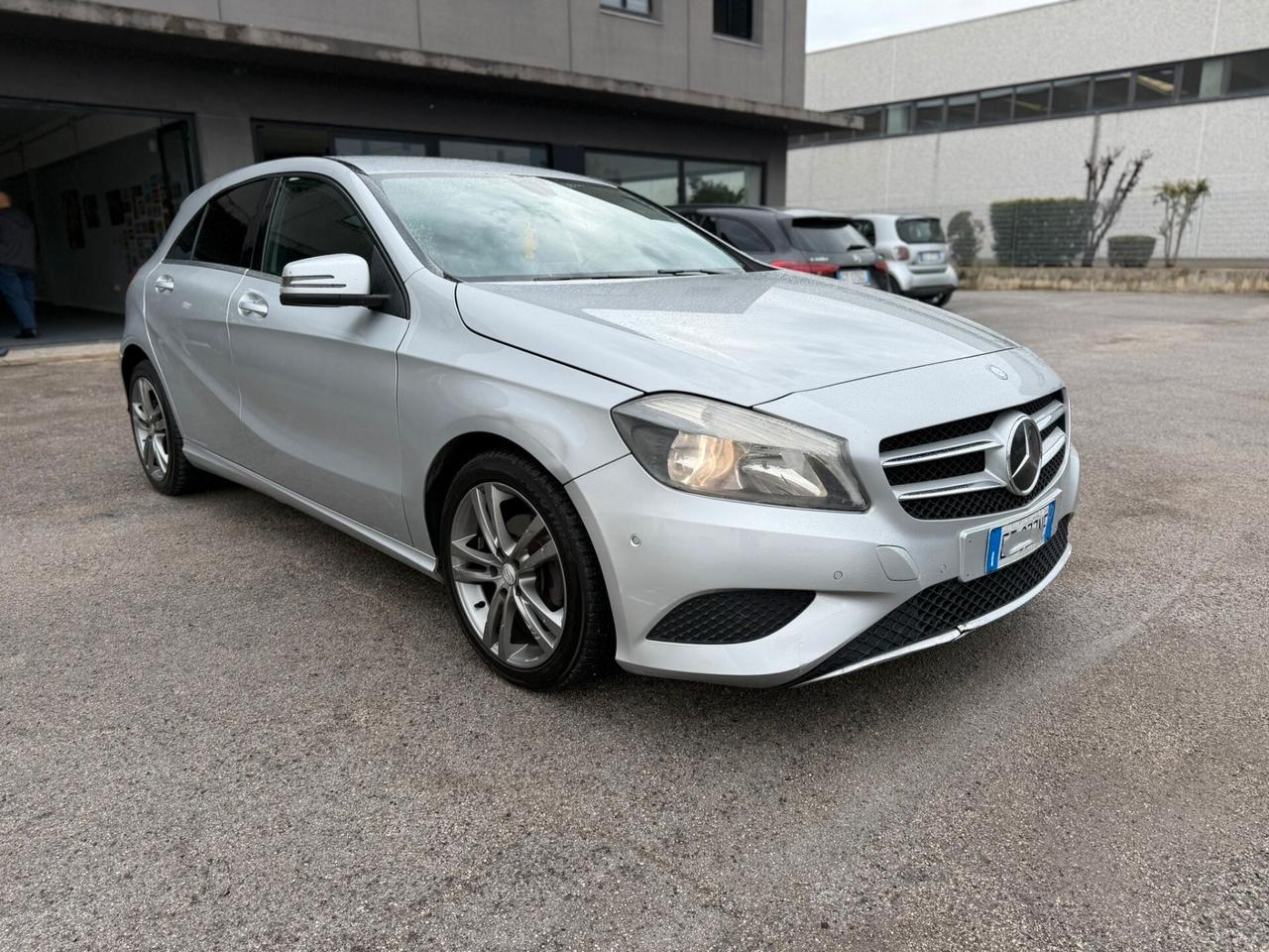 MERCEDES A200 2015 12 MESI DI GARANZIA