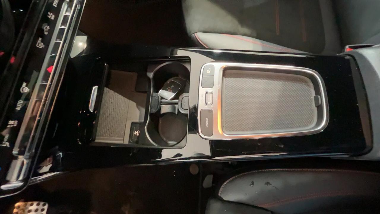 Mercedes-benz A 200 d Automatic AMG Line Premium