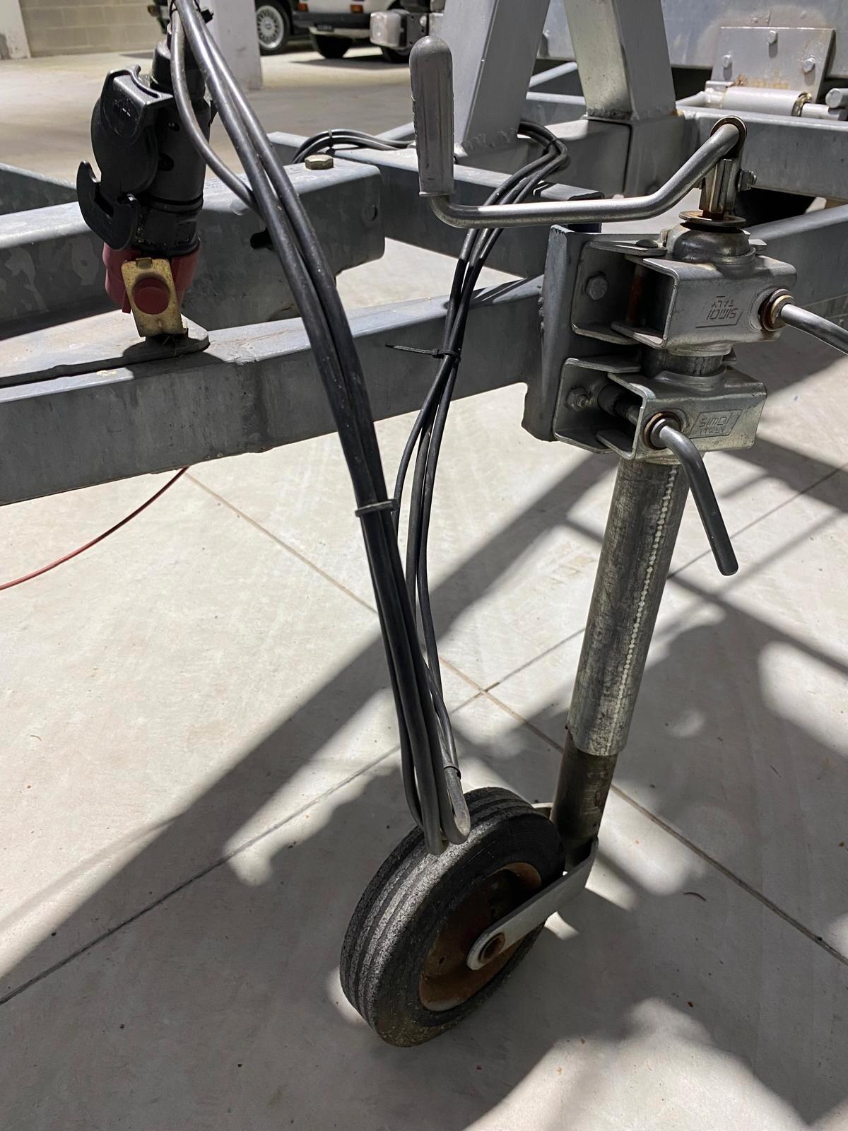 Delta RBA 15 doppio asse con verricello