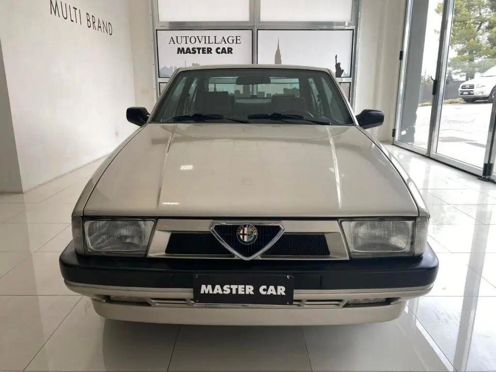 Alfa Romeo 75 2.0i Twin Spark