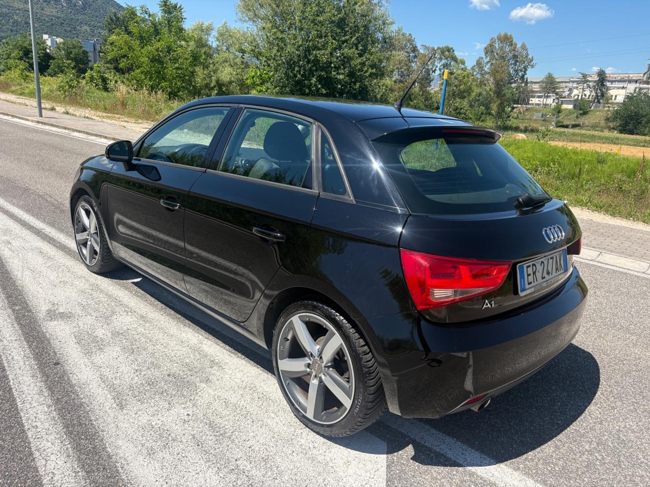 Audi A1 SPB 1.6 TDI 90CV *BIXENO*AUTOMATICA*2013