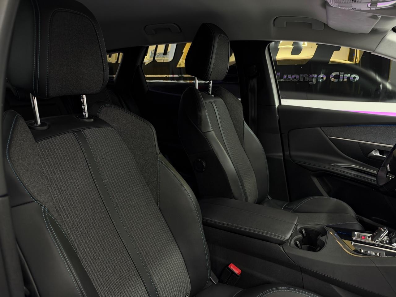Peugeot 3008 130Cv EAT8 Allure Pack Iper Full