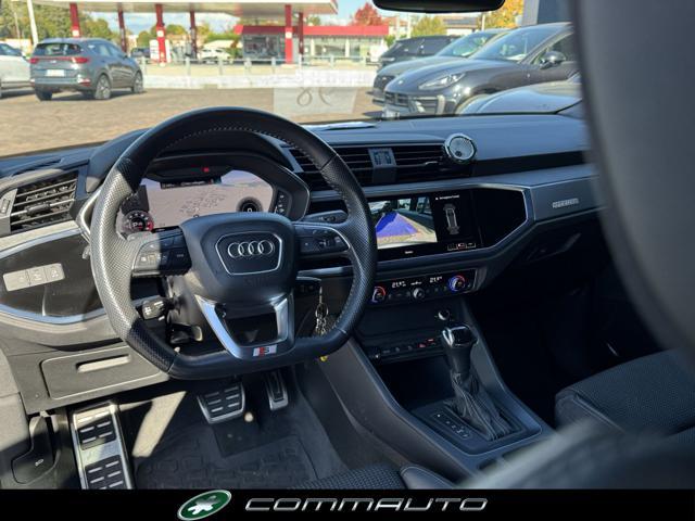 AUDI Q3 40 TFSI quattro S tronic S line edition