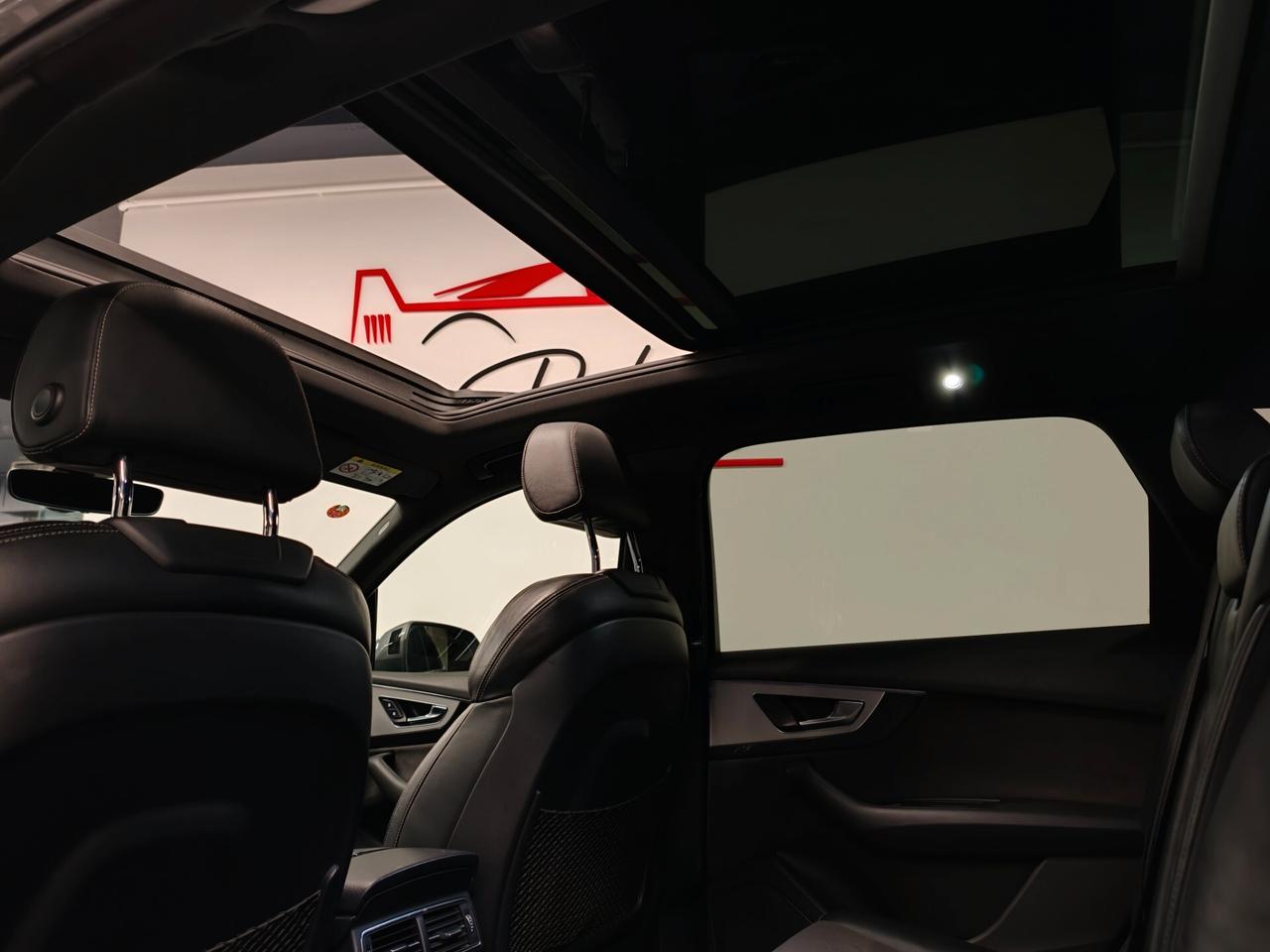 Audi Q7 3.0 TDI 272 CV quattro S Line Tetto Sospensioni