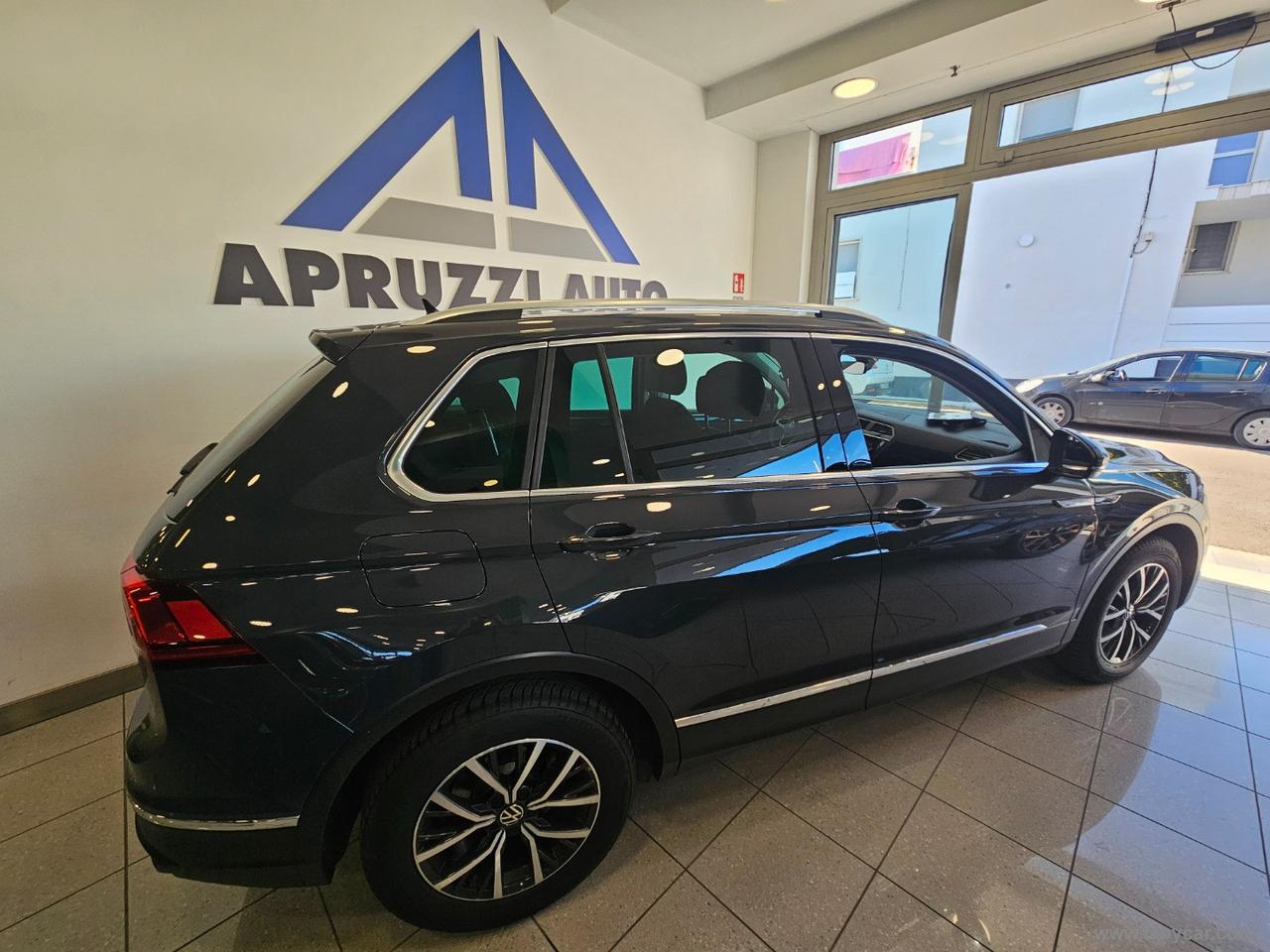 VOLKSWAGEN Tiguan 2.0 TDI 150CV SCR DSG Life