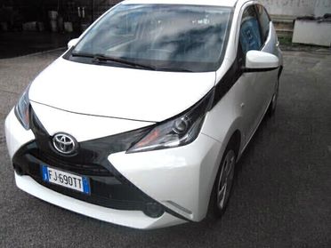 Toyota Aygo 1.0 VVT-i 69 CV GARANZIA TOYOTA NEOPATENTATI