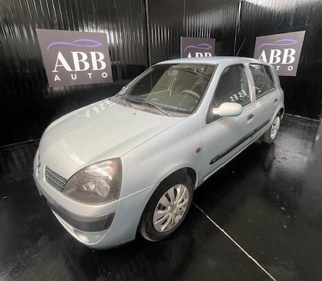 Renault Clio 1.2 75 CV – Ottime condizioni – Pronta all’uso