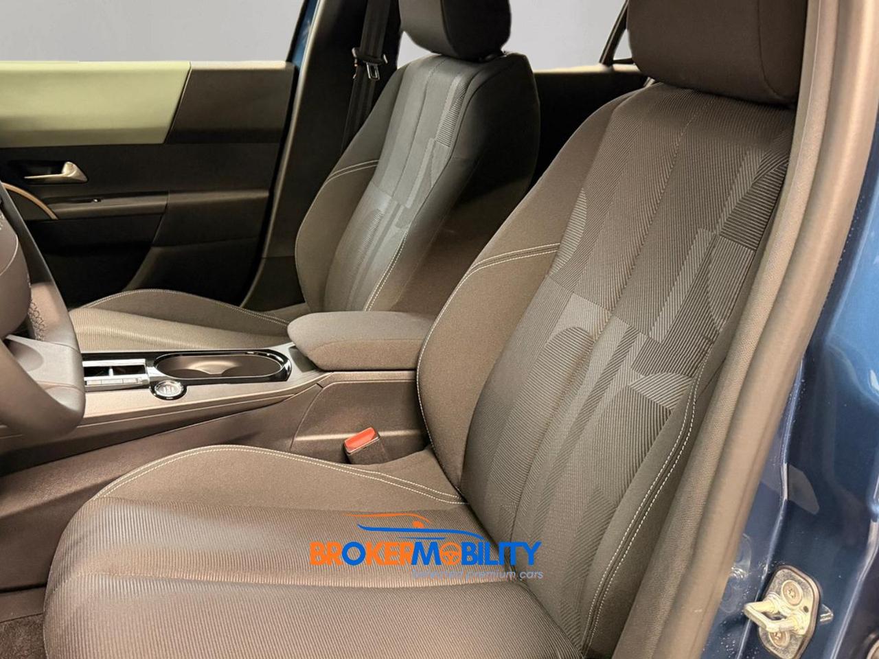 Lancia Ypsilon Hybrid e-DCT