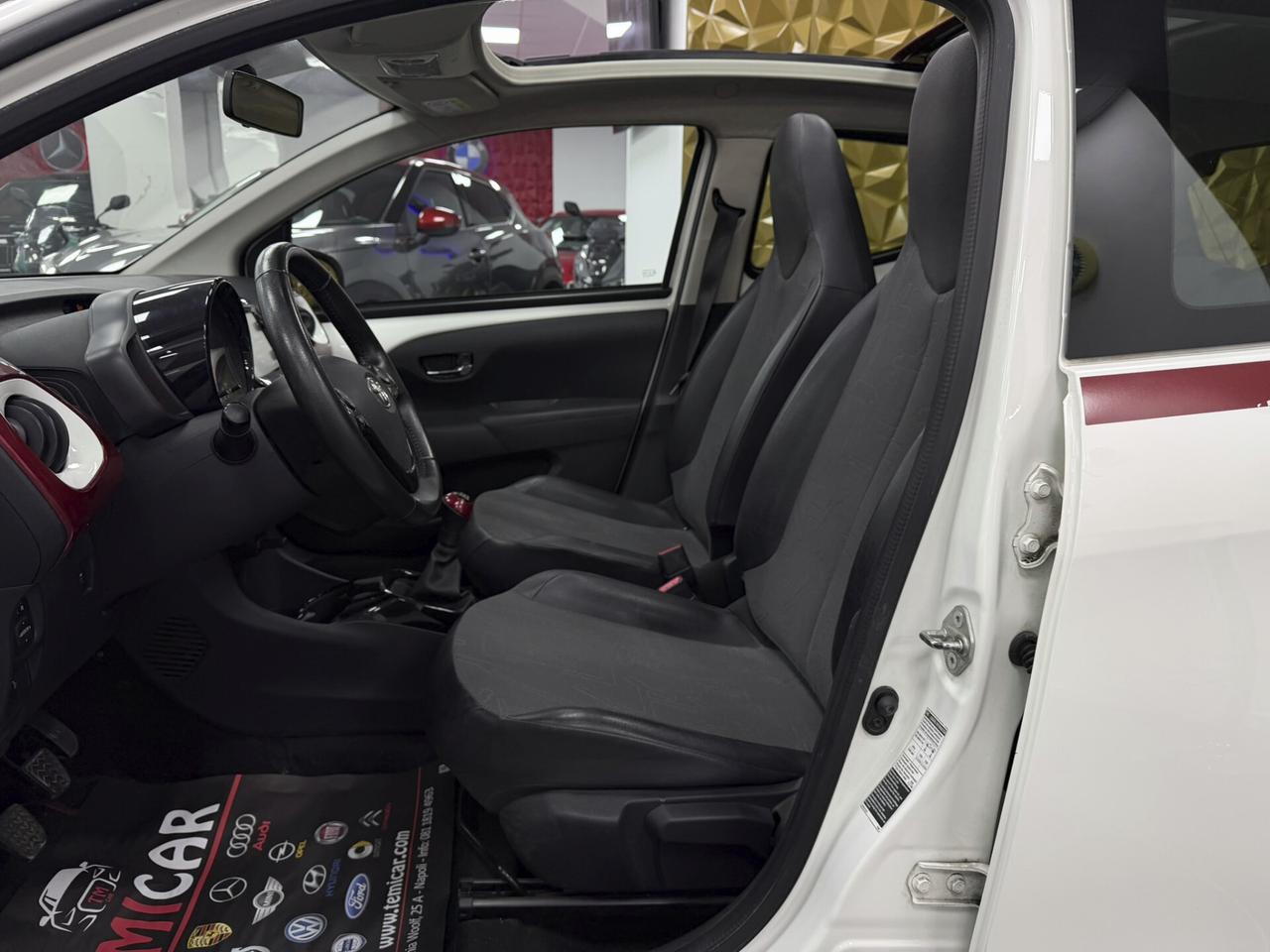 Toyota Aygo 1.0 VVT-i 69 CV 5 porte x-wave TSS