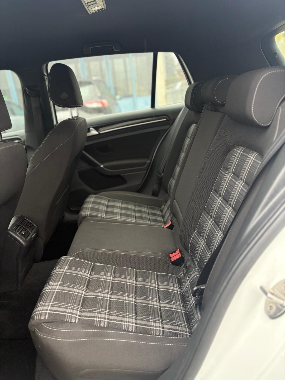 Volkswagen Golf GTD 2.0 TDI DSG 5p. BlueMotion Technology