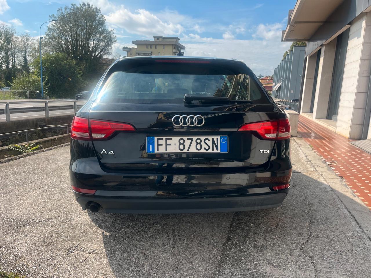 Audi A4 Avant 2.0 TDI 150 CV Automatica Euro 6B